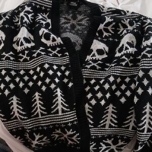 Black and White Skull Pattern Cardigan